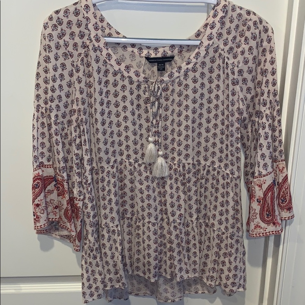 American Eagle top